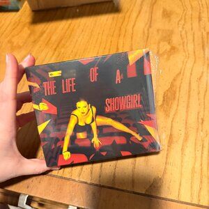 THE LIFE OF A SHOWGIRL: IT'S FRIGHTENING EDITION LIMITED RELEASE
